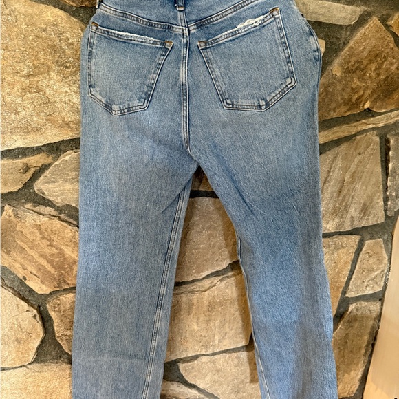 Abercrombie & Fitch Light Blue High Rise 90’s relaxed jeans - Picture 2 of 8